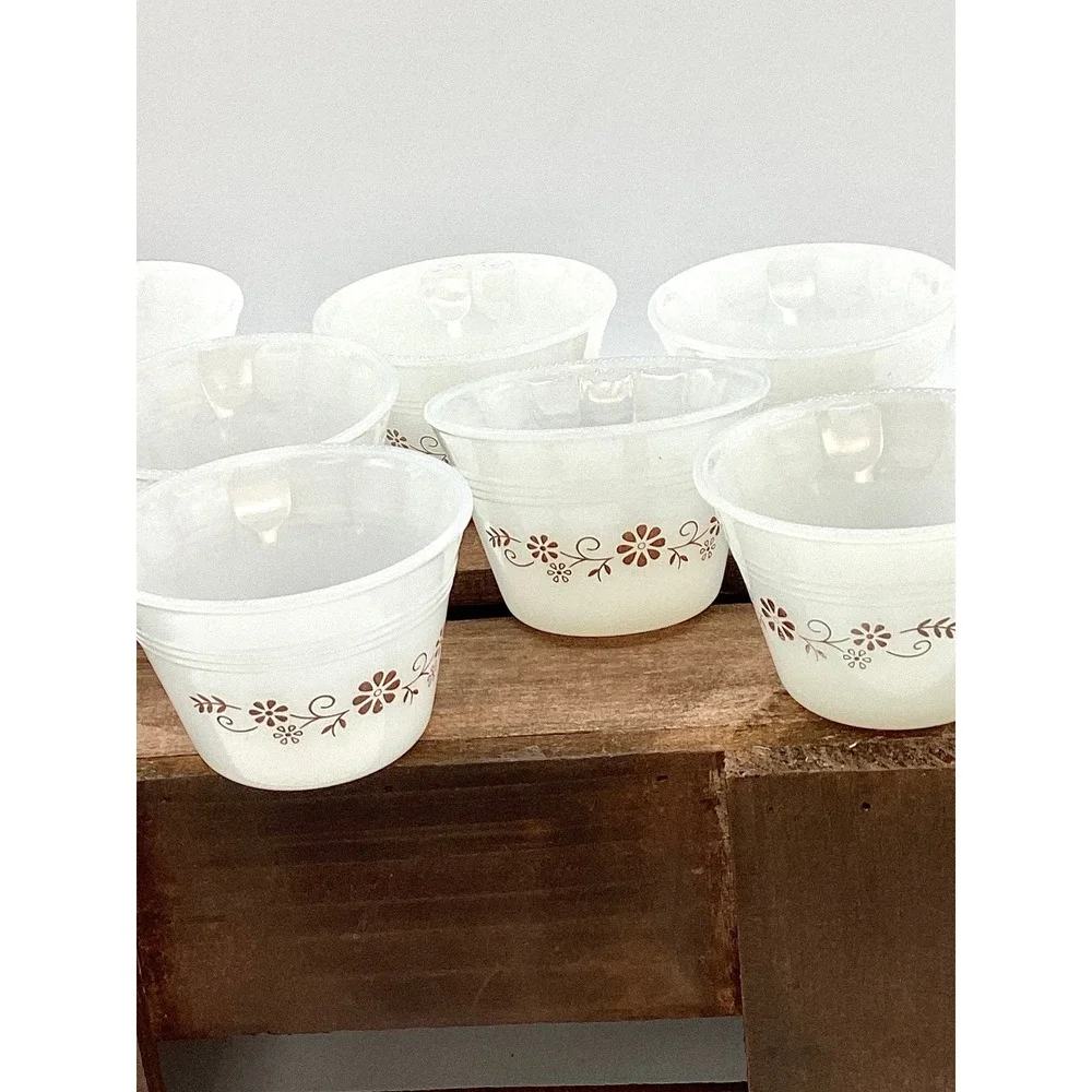 Vintage Milk Glass‎ Custard Bowls, Set of 8 Brown Daisy Dessert Dishes (M5-16)